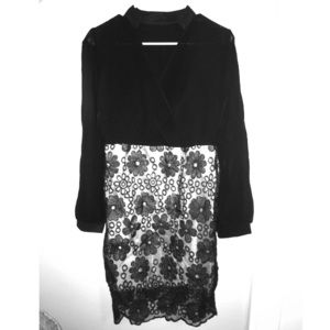 Sophisticated black & white dress w/ floral lace